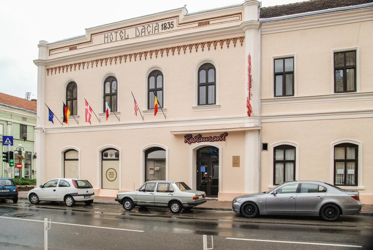 Отель Hotel Dacia Лугож-7